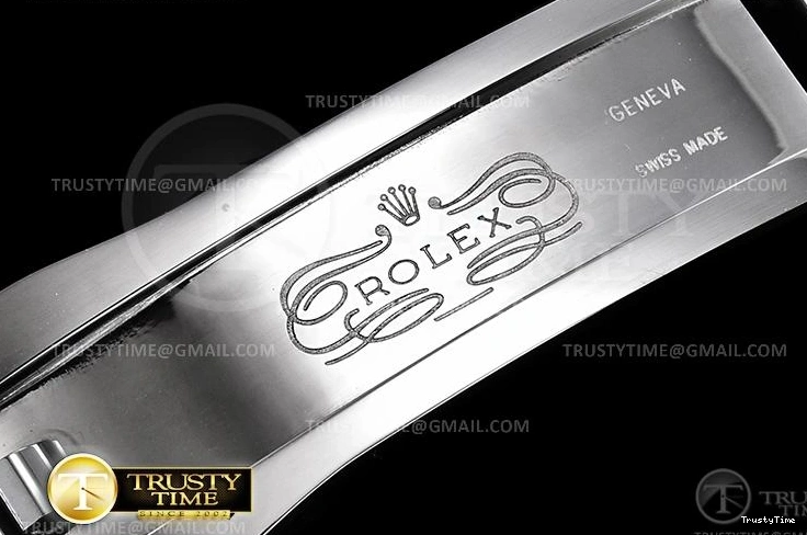 0313 RMDJ0252B – DJ Midsize 31mm Classic 821